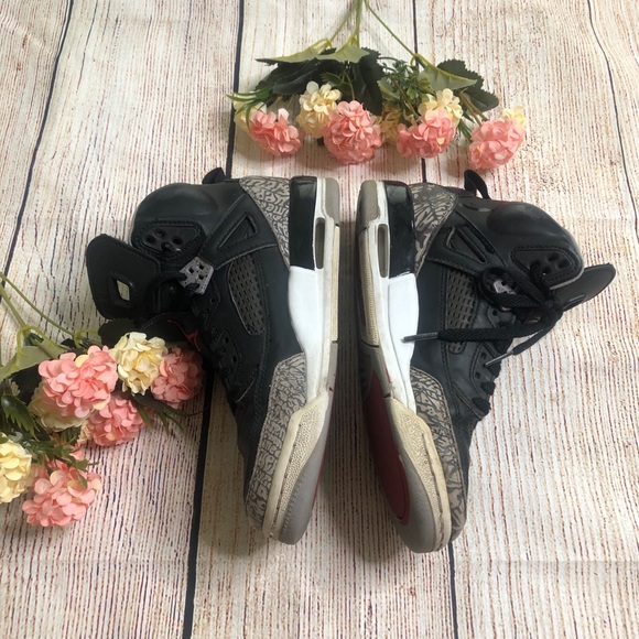 Nike Jordan Spizike Sneaker - Picture 3 of 8